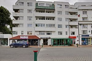 Front External- click for photo gallery